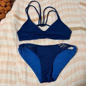 Patagonia reversible seaglass bay top and reversible seaside cove bottoms